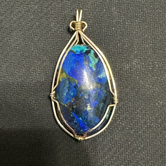 Vintage Sedona Artisan Azurite Pendant.  Gorgeous stone, very unusual! - Picture 2 of 3